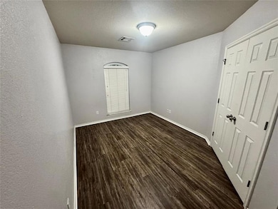 12337 SW 6th St, Yukon, OK 73099 - photo 5