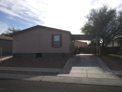 2932 E Acacia Club Ln, Tucson, AZ 85706 - photo 2