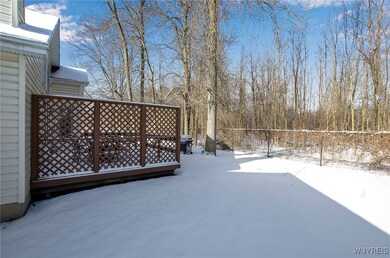 22 Cobblestone Ln, Buffalo, NY 14221 - photo 4