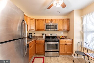 203 Firethorne Ct unit 203, Sewell, NJ 08080 - photo 3