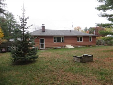 7 Strafford Rd, Dover, NH 03820 - photo 2