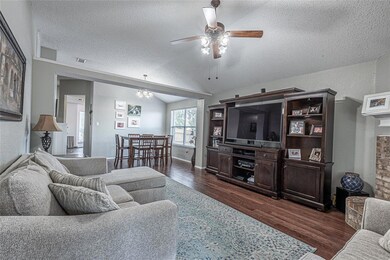 218 Merlin Dr, Weatherford, TX 76086 - photo 6