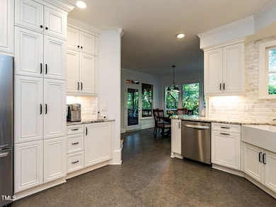 018-1280x960-kitchen