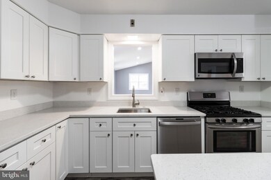 809 N Woodward Dr, Essex, MD 21221 - photo 4