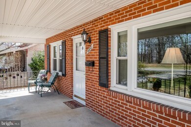 408 Bloomsbury Ave, Catonsville, MD 21228 - photo 4