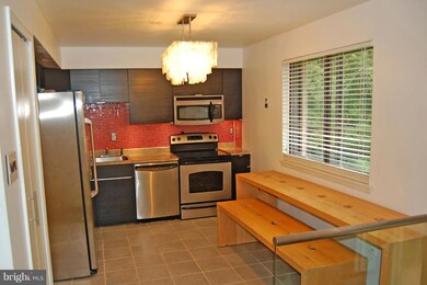 7429 Hickory Log Cir, Columbia, MD 21045 - photo 7