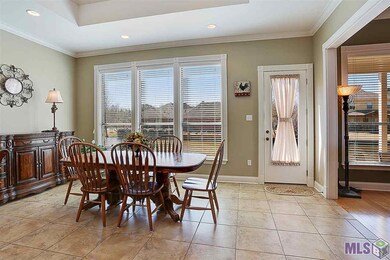 Can be used as a Keeping Room/Eating Area