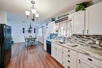 1713 Valley View Dr, Joshua, TX 76058 - photo 7