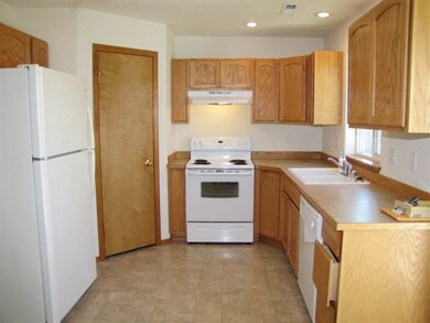 1105 Edna St, Medical Lake, WA 99022 - photo 2