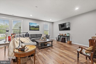 2307 Richmond Hwy unit 102, Alexandria, VA 22301 - photo 4