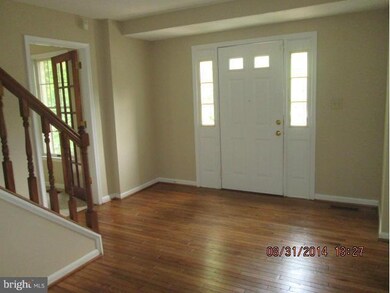 8705 Norman Dr, White Plains, MD 20695 - photo 2