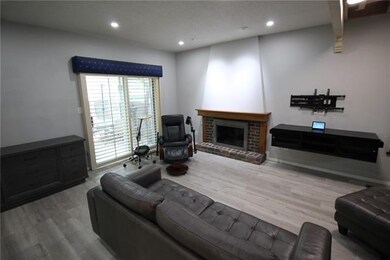 8020 Colony Ln, Lenexa, KS 66215 - photo 2