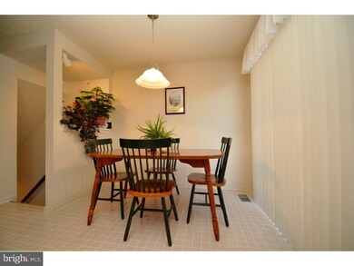 22 N Merriment Dr, Newark, DE 19702 - photo 5