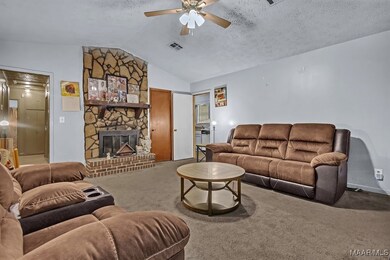 564 Shady Grove Dr, Montgomery, AL 36109 - photo 3