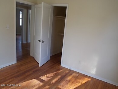 1336 Pine Grove Ct, Jacksonville, FL 32205 - photo 7