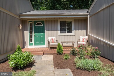 15017 Good Meadow Ct, North Potomac, MD 20878 - photo 2