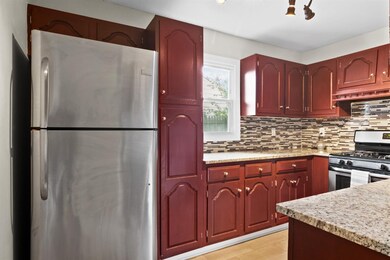 241 N Wiggs St, Griffith, IN 46319 - photo 6