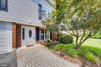 8380 Lark Brown Rd, Columbia, MD 21045 - photo 4