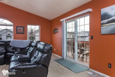 LIVING RM