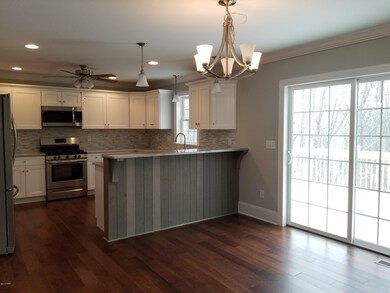 166 Bayberry Dr, Milford, PA 18337 - photo 7