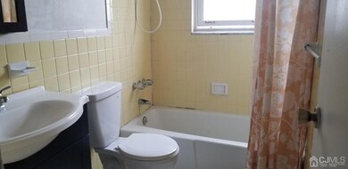 18 Judson St unit 2A, Edison, NJ 08837 - photo 4