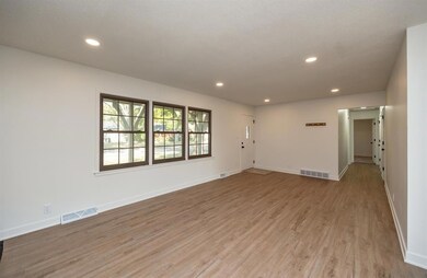 621 33rd St, West Des Moines, IA 50265 - photo 5