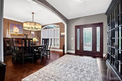 9225 Caddyshack Cir, Saint Louis, MO 63127 - photo 2