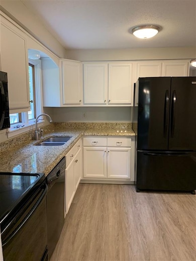 13 Cider Ln, Nashua, NH 03063 - photo 3