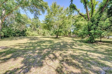 1420 Jeff Davis Dr, Tyler, TX 75703 - photo 5