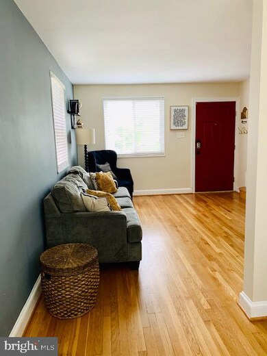 4267 Hildreth St SE, Washington, DC 20019 - photo 2