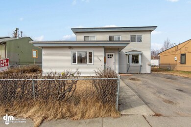 Exterior Front_KI_IMG_0797-SMALL