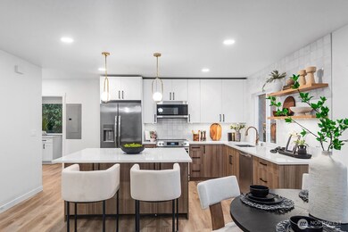 10813 24th Ave NE, Seattle, WA 98125 - photo 4