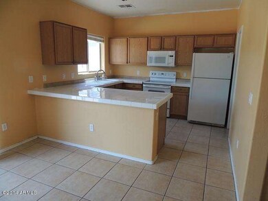 kitchen (2)