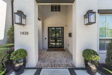 1438 Pine Chase Dr, Houston, TX 77055 - photo 4