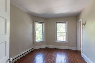16 Grape St, Chicopee, MA 01013 - photo 6