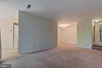 11200 Chestnut Grove Square unit 103, Reston, VA 20190 - photo 6
