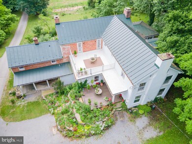 5011 Kearneysville Pike, Shepherdstown, WV 25443 - photo 4