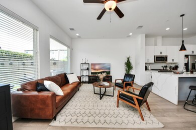 2415 Anita St unit A, Houston, TX 77004 - photo 5