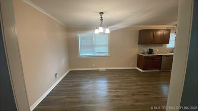 219 N Anthony St, Muskogee, OK 74403 - photo 6