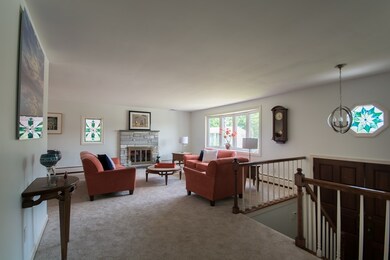 192 Hyacinth St, Fall River, MA 02720 - photo 2