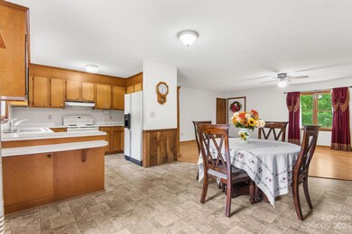 161 Imperial Heights Rd, Statesville, NC 28625 - photo 5