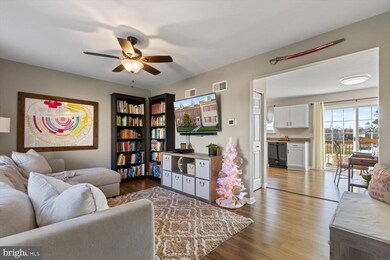 17 Weiser Ct unit 17, Womelsdorf, PA 19567 - photo 3