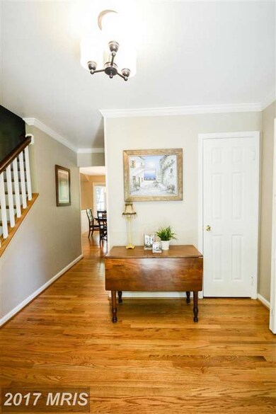 6142 Wesley Pond Ct, Burke, VA 22015 - photo 3