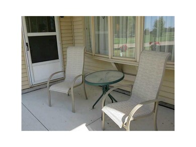 Patio. Table for 2, please.