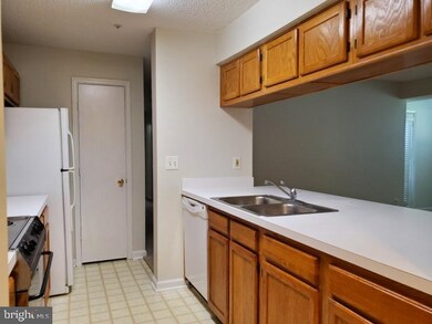 2706 Snowbird Terrace unit 3, Silver Spring, MD 20906 - photo 7
