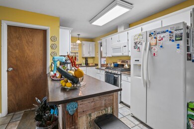723NE12thSt-006