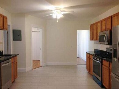 310 Prospect St unit 3, Cambridge, MA 02139 - photo 3