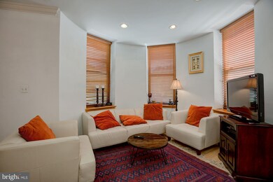 3 Washington Cir NW unit 102, Washington, DC 20037 - photo 5