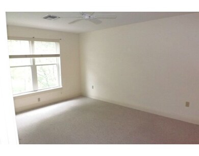 7 Crescent Way unit 316, Sturbridge, MA 01518 - photo 4