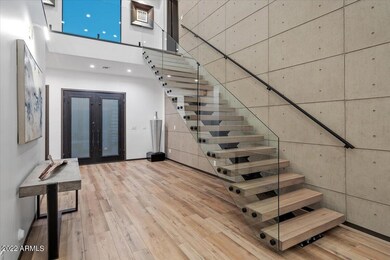 05-Foyer